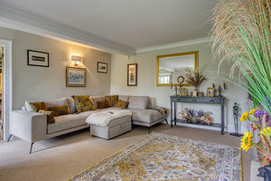 Lounge- click for photo gallery